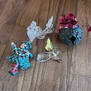 Christmas Ornament Bundle Preowned Very Good Condition